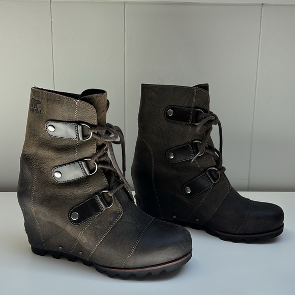 Sorel Women’s Joan of Arc Wedge II bootie - dark brown - Picture 3 of 9